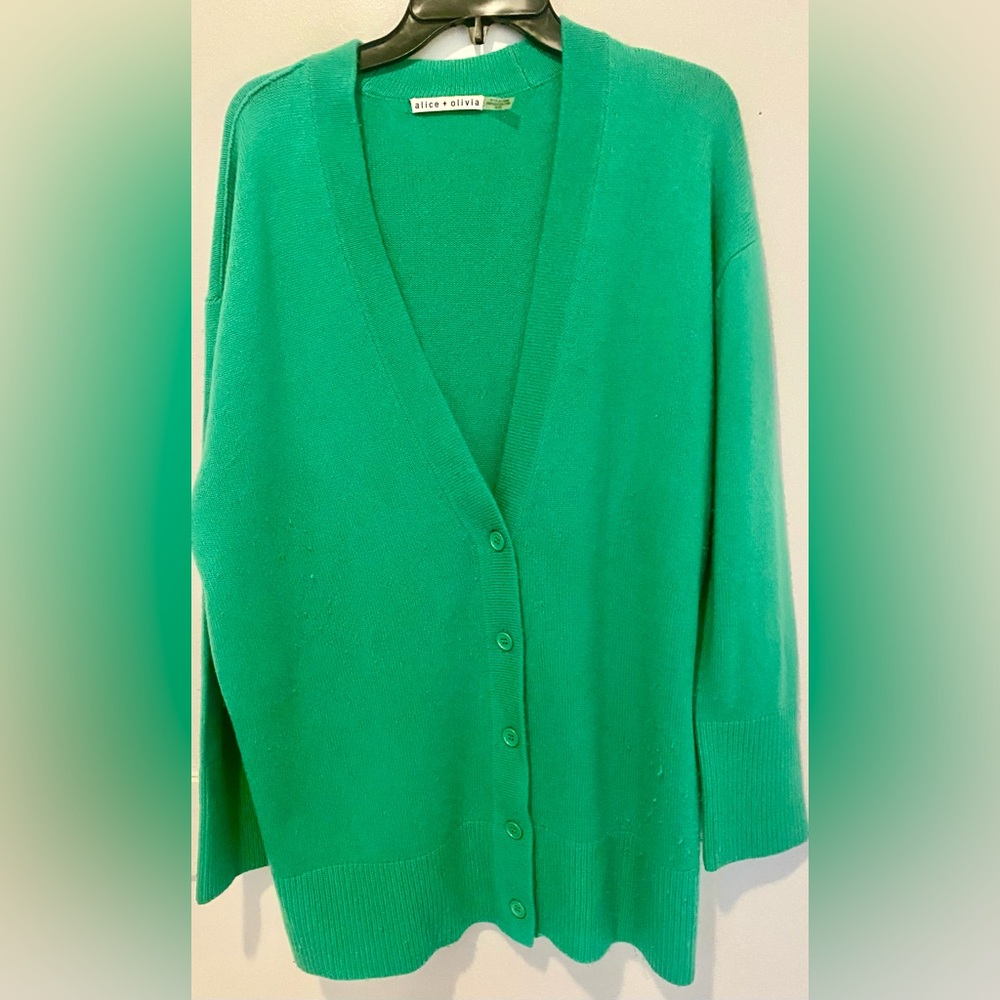 Alice + Olivia Green Cardigan Sweater V-Neck Knit